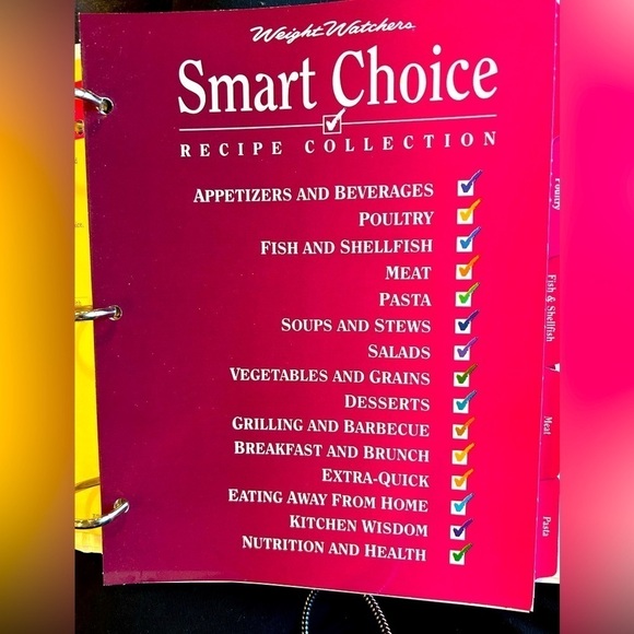 Weight Watchers hard cover binder cookbook excellent condition. - Picture 2 of 6